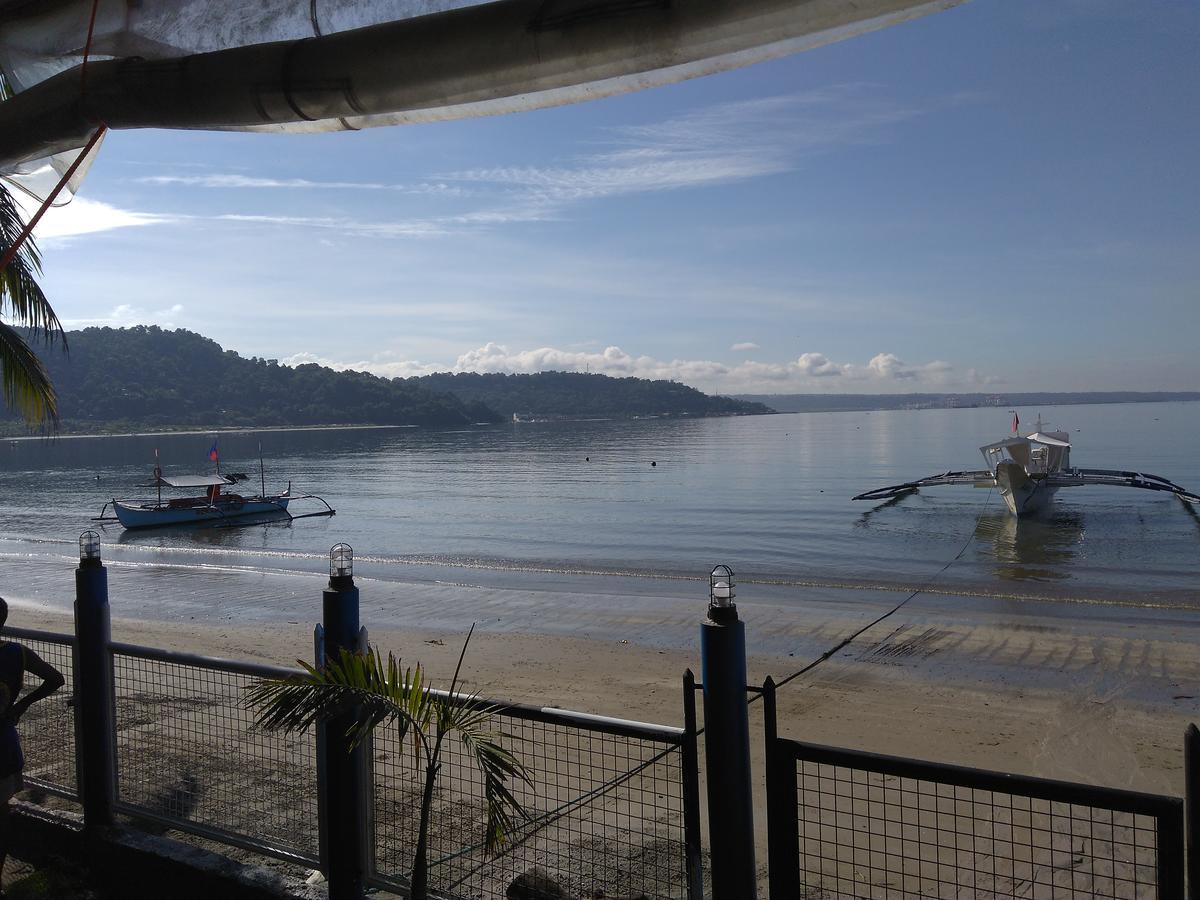 Mango'S Beachfront Resort Olongapo City Exteriör bild