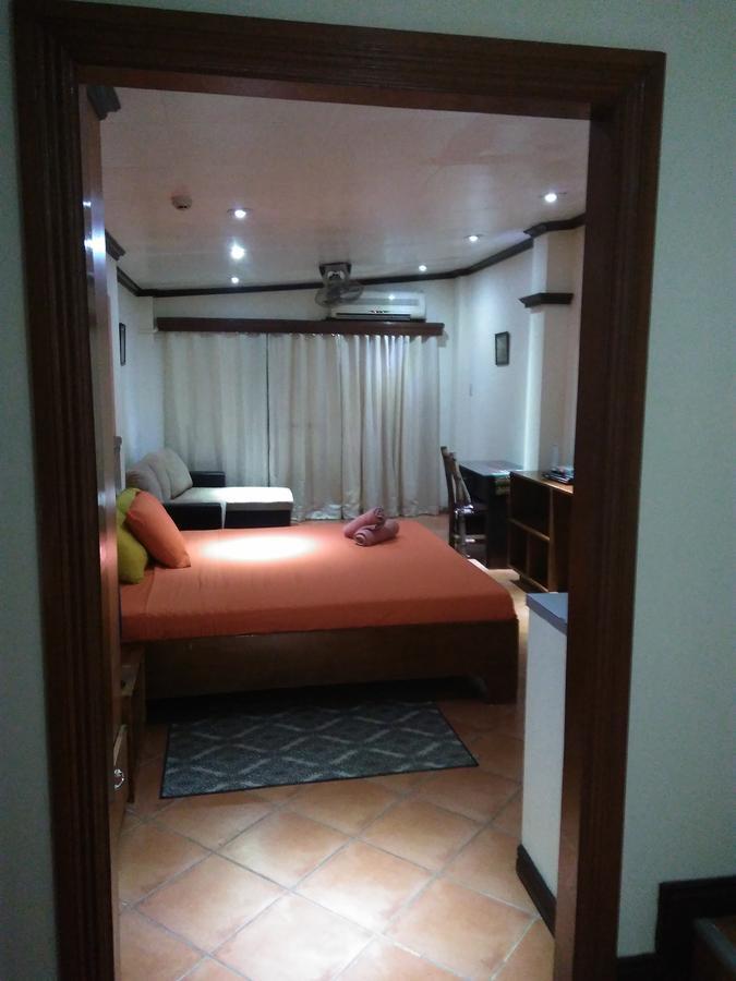 Mango'S Beachfront Resort Olongapo City Exteriör bild