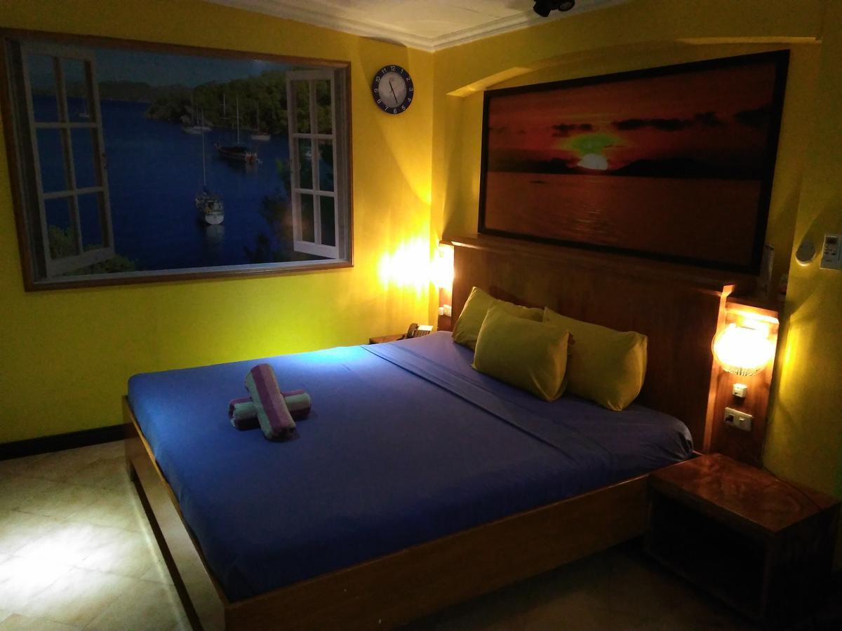 Mango'S Beachfront Resort Olongapo City Rum bild