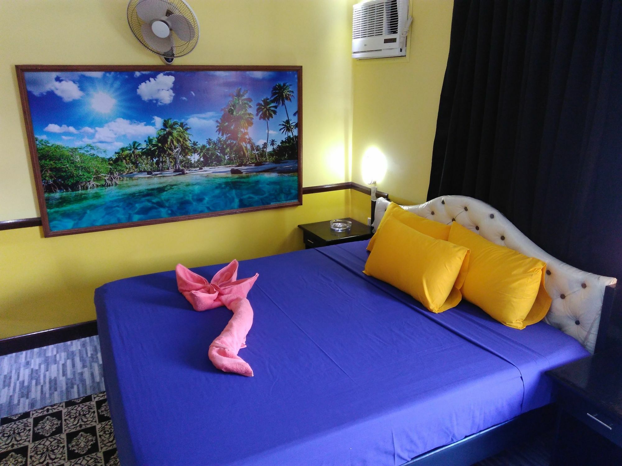 Mango'S Beachfront Resort Olongapo City Exteriör bild